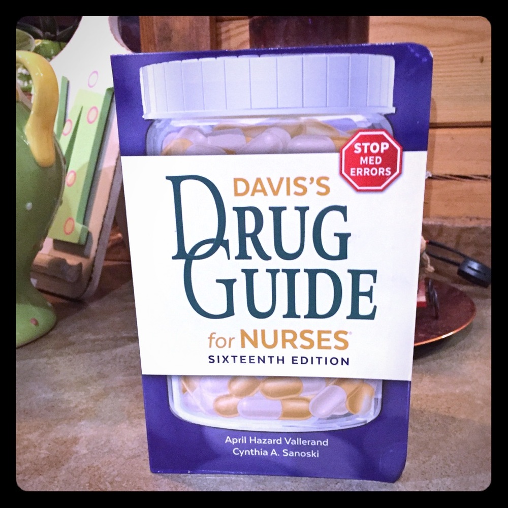 Nursing Davis Drug Guide Book New!! Never used
